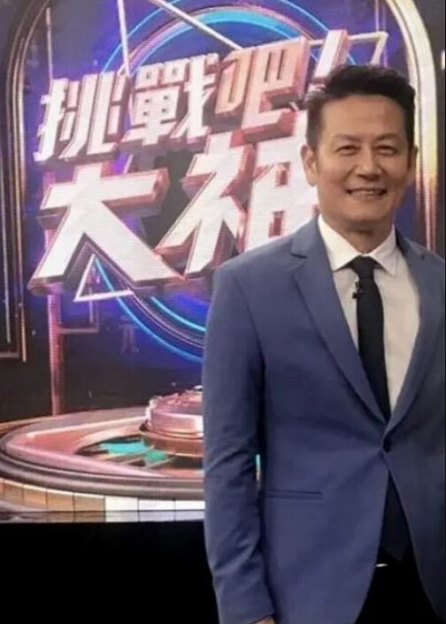 小宝寻花极品黑裙高颜值甜美长腿妹 - 天上人间