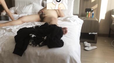 【重磅】极品清纯小学妹【印象足拍新系列】果然有钱什么样的女孩都可以玩到，完美露脸 (1)